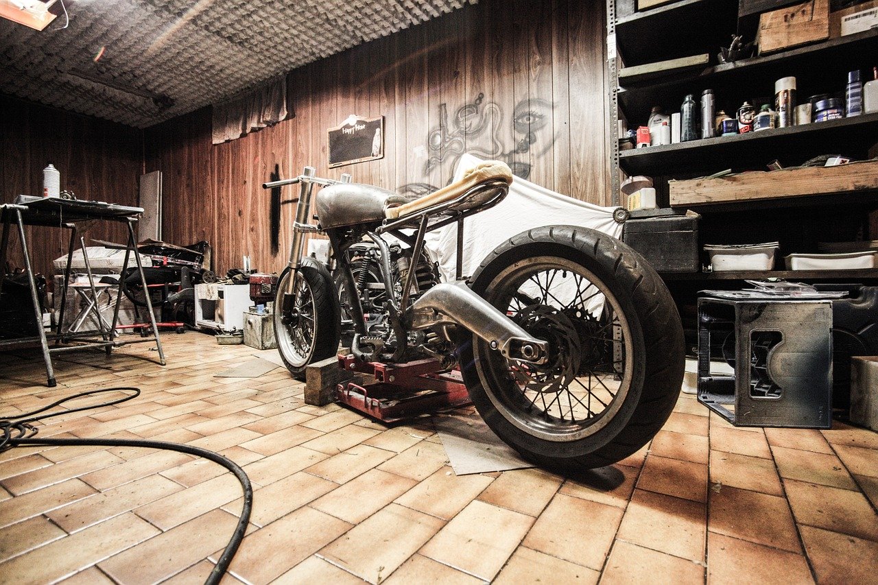 Garage Motorrad Bike Hobbyraum Werkstatt